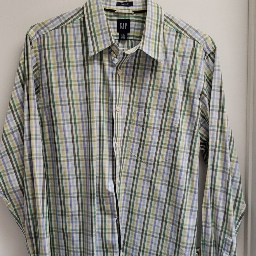 Gap classic button down shirt
